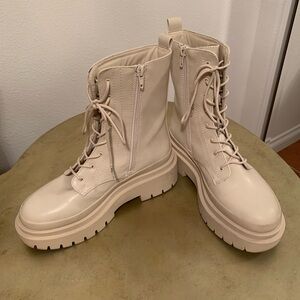 Cool Planet by Steve Madden Lace Up/Zip Up Combat Boots in Color Moss Bone